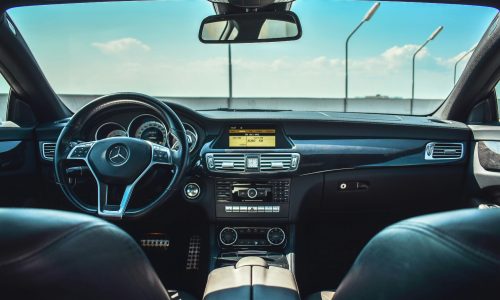 Interieur_von_Mercedes_CLS